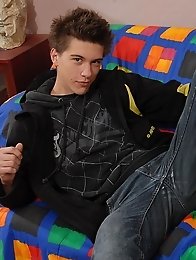 Sexy twink shows his nice body and big cock