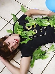 Two horny twinks spank an fuck on kitchen