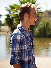 Love does crazy things to the mind and when Sage Porter spies Dylan Hall