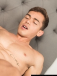 Too Hot to Handle. Ashton Summers and Johnny Hands.