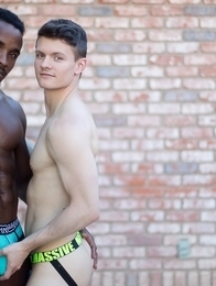 Hung Hunk. Tyler Sweet and Pheonix Fellington